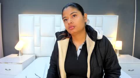 Snapshot of andyel2017 chatting on 10-23-25, 01:21 Andy D online show from 10-23-25, 01:21