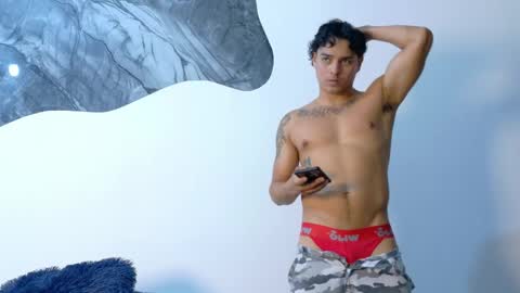 andyhot__ online show from 04-28-26, 11:48