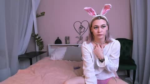 Mandy and Andy online show from 10-26-25, 07:42