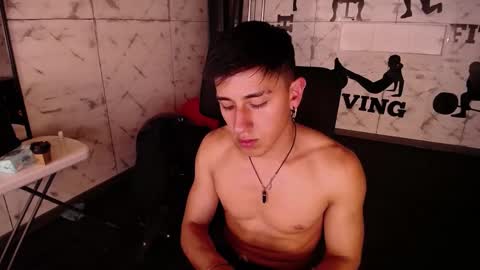 Andy Joy  online show from 03-10-25, 01:21