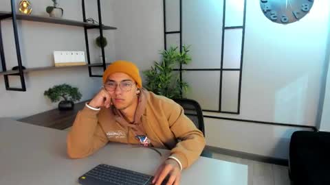 Andy Joy  online show from 11-12-25, 11:32