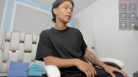 Snapshot of andykings_1 chatting on 12-17-25, 03:56 Andy Kings online show from 12-17-25, 03:56