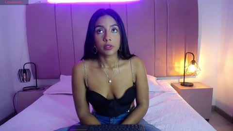 Snapshot of andysaenzz chatting on 01-17-25, 12:42 AndySaenzz online show from 01-17-25, 12:42