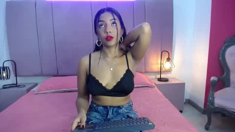 Snapshot of andysaenzz chatting on 01-20-25, 12:39 AndySaenzz online show from 01-20-25, 12:39