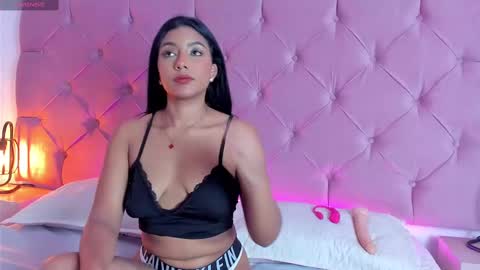 Snapshot of andysaenzz chatting on 03-09-25, 03:49 AndySaenzz online show from 03-09-25, 03:49