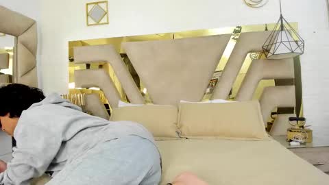 andyxibrat online show from 10-23-25, 07:12