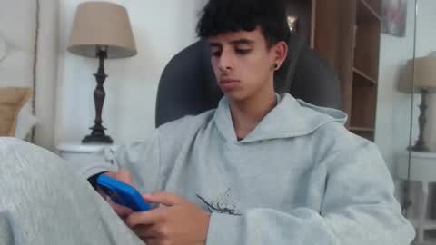 andyxibrat online show from 04-25-26, 07:00