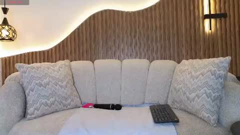 Anell online show from 06-13-26, 07:12