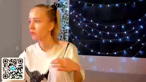 Anelly online show from 03-13-26, 09:38