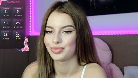 Snapshot of anexxblondie chatting on 12-09-24, 02:28 Ane online show from 12-09-24, 02:28