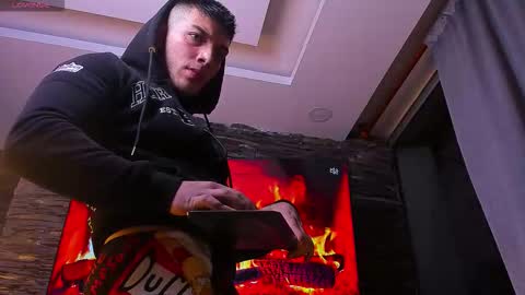 Snapshot of angeel_d035 chatting on 10-14-25, 02:34 Angel online show from 10-14-25, 02:34