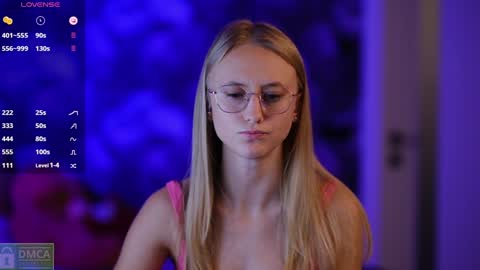 Snapshot of angeellina chatting on 12-08-24, 11:29 angeellina online show from 12-08-24, 11:29