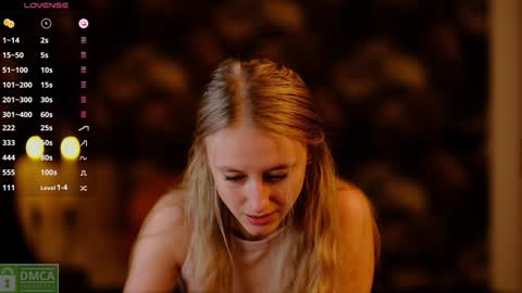 Snapshot of angeellina chatting on 12-27-24, 02:22 angeellina online show from 12-27-24, 02:22