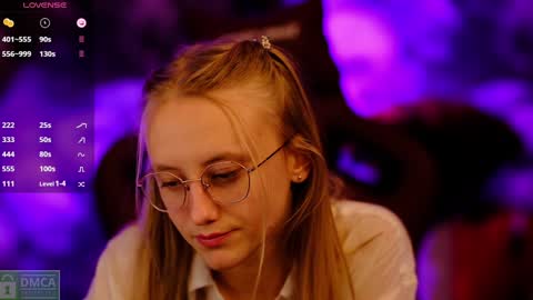 Snapshot of angeellina chatting on 01-07-25, 09:25 angeellina online show from 01-07-25, 09:25