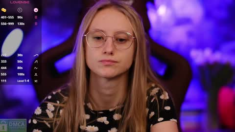 Snapshot of angeellina chatting on 01-18-25, 11:00 angeellina online show from 01-18-25, 11:00