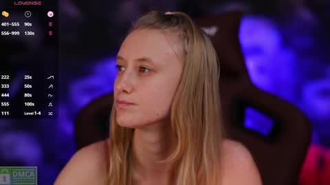 Snapshot of angeellina chatting on 02-06-25, 09:17 angeellina online show from 02-06-25, 09:17