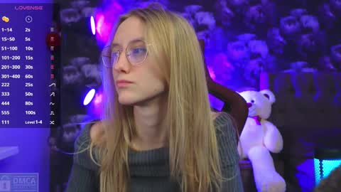 Snapshot of angeellina chatting on 02-21-25, 08:16 angeellina online show from 02-21-25, 08:16