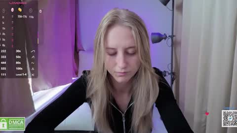 Snapshot of angeellina chatting on 10-05-25, 12:36 angeellina online show from 10-05-25, 12:36