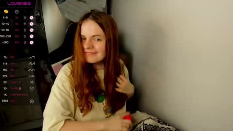 Snapshot of angel7you chatting on 02-11-25, 09:09 Eva online show from 02-11-25, 09:09