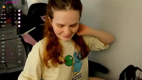 Snapshot of angel7you chatting on 02-11-25, 12:16 Eva online show from 02-11-25, 12:16