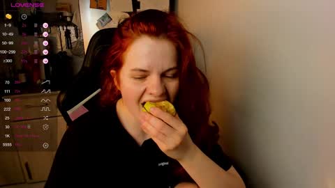 Snapshot of angel7you chatting on 03-03-25, 01:09 Eva online show from 03-03-25, 01:09