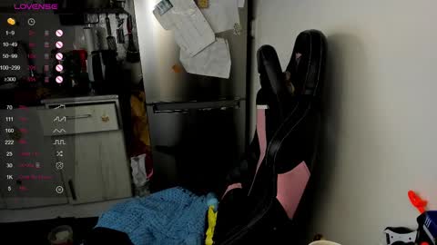 Snapshot of angel7you chatting on 03-07-25, 07:19 Eva online show from 03-07-25, 07:19