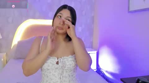 angel__ponce online show from 10-25-25, 07:19