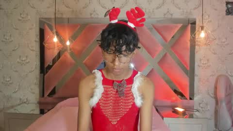 Snapshot of angel__sweet18 chatting on 12-15-24, 06:40 online show from 12-15-24, 06:40