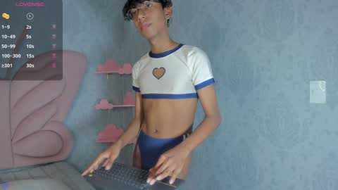 Snapshot of angel__sweet18 chatting on 02-09-25, 12:17 online show from 02-09-25, 12:17