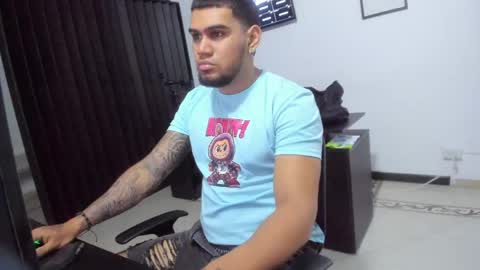 angel__tattoo online show from 04-27-26, 10:41