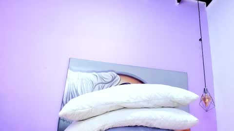 Snapshot of angel_avni chatting on 03-11-25, 04:40  Angel  online show from 03-11-25, 04:40