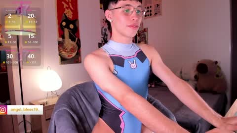 Angel   help me with 100 thumbs up online show from 03-30-26, 07:59