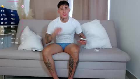 angel_boy01 online show from 11-18-25, 06:56