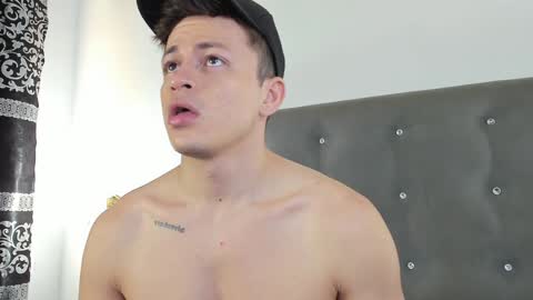 Snapshot of angel_cuervo chatting on 01-02-25, 03:40 Angel Cuervo online show from 01-02-25, 03:40