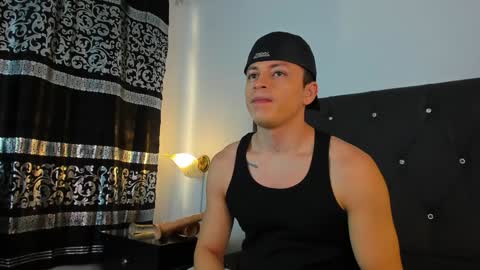 Snapshot of angel_cuervo chatting on 01-13-25, 12:35 Angel Cuervo online show from 01-13-25, 12:35