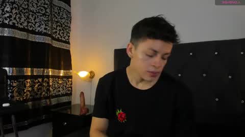 Snapshot of angel_cuervo chatting on 02-12-25, 12:33 Angel Cuervo online show from 02-12-25, 12:33