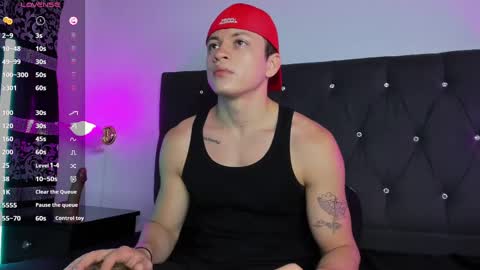 Snapshot of angel_cuervo chatting on 03-05-25, 12:44 Angel Cuervo online show from 03-05-25, 12:44