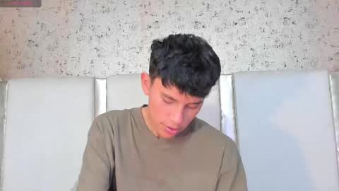 ngel Esteban  online show from 02-23-25, 03:45