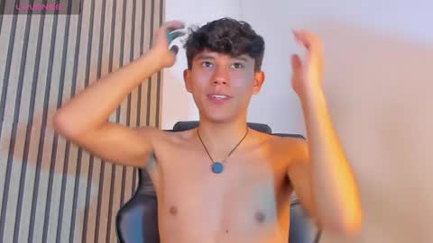 ngel Esteban  online show from 04-28-26, 10:15