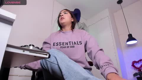 angel hardy online show from 01-26-25, 12:22