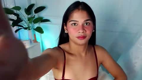 Snapshot of angel_indiguise chatting on 01-22-25, 06:10 angela online show from 01-22-25, 06:10