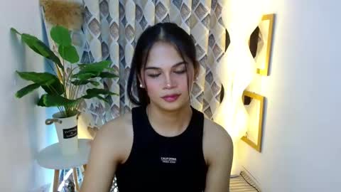 Snapshot of angel_indiguise chatting on 02-20-25, 01:46 angela online show from 02-20-25, 01:46