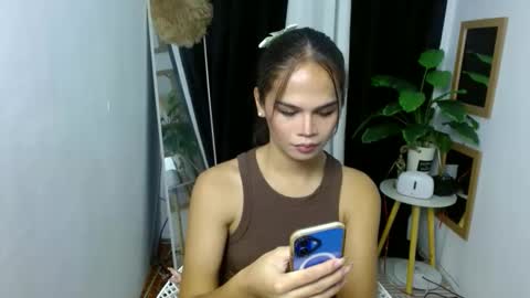 Snapshot of angel_indiguise chatting on 09-10-25, 05:51 angela online show from 09-10-25, 05:51