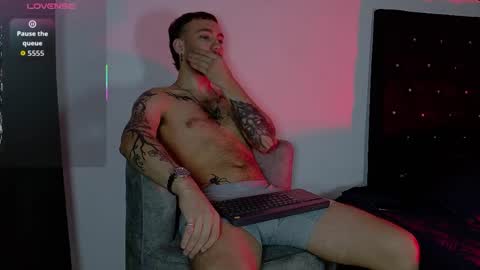 angel_kyrozz online show from 04-30-26, 07:09