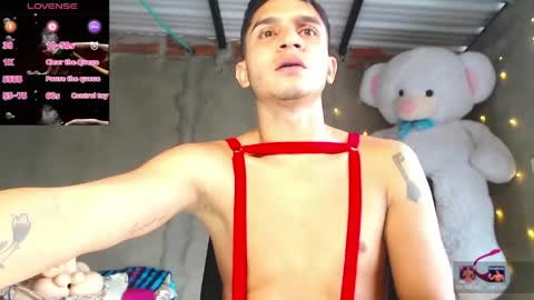 Snapshot of angel_latinboy chatting on 05-13-26, 01:19 Angel online show from 05-13-26, 01:19