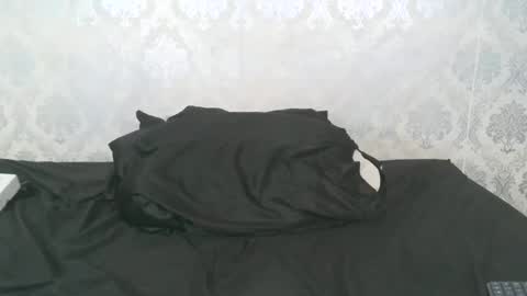 Snapshot of angel_lein chatting on 02-21-25, 07:10 Angel Lein online show from 02-21-25, 07:10