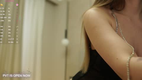 Luisa online show from 01-16-26, 03:32