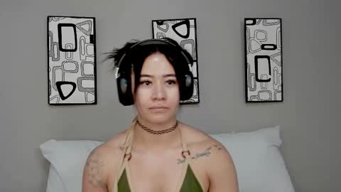 Angel online show from 12-20-25, 05:31