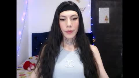 Snapshot of angel_moon69_ chatting on 01-09-25, 11:25 follow me instagram amymiranda69 online show from 01-09-25, 11:25