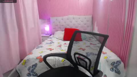 angel_princess18 online show from 07-18-26, 12:53